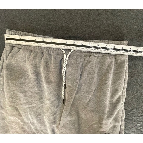 Salty Crew Mens Heather Gray Fleece Sweat Shorts Find Refuge In The Sea Medium - Picture 8 of 10